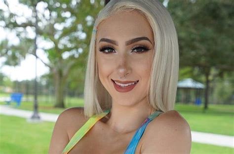 skylar vox nackt|Skylar Vox – Pornstar Videos